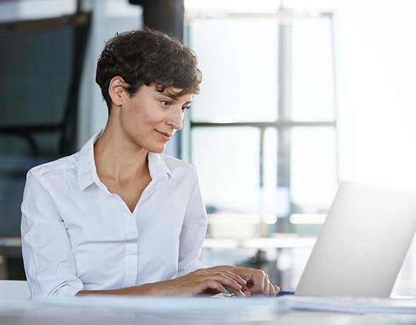 IT workers in data center with vxrail product